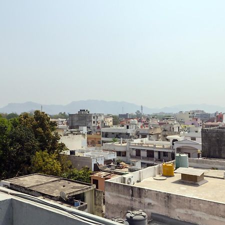 Collection O Hotel Divine Ganges Haridwar Bagian luar foto