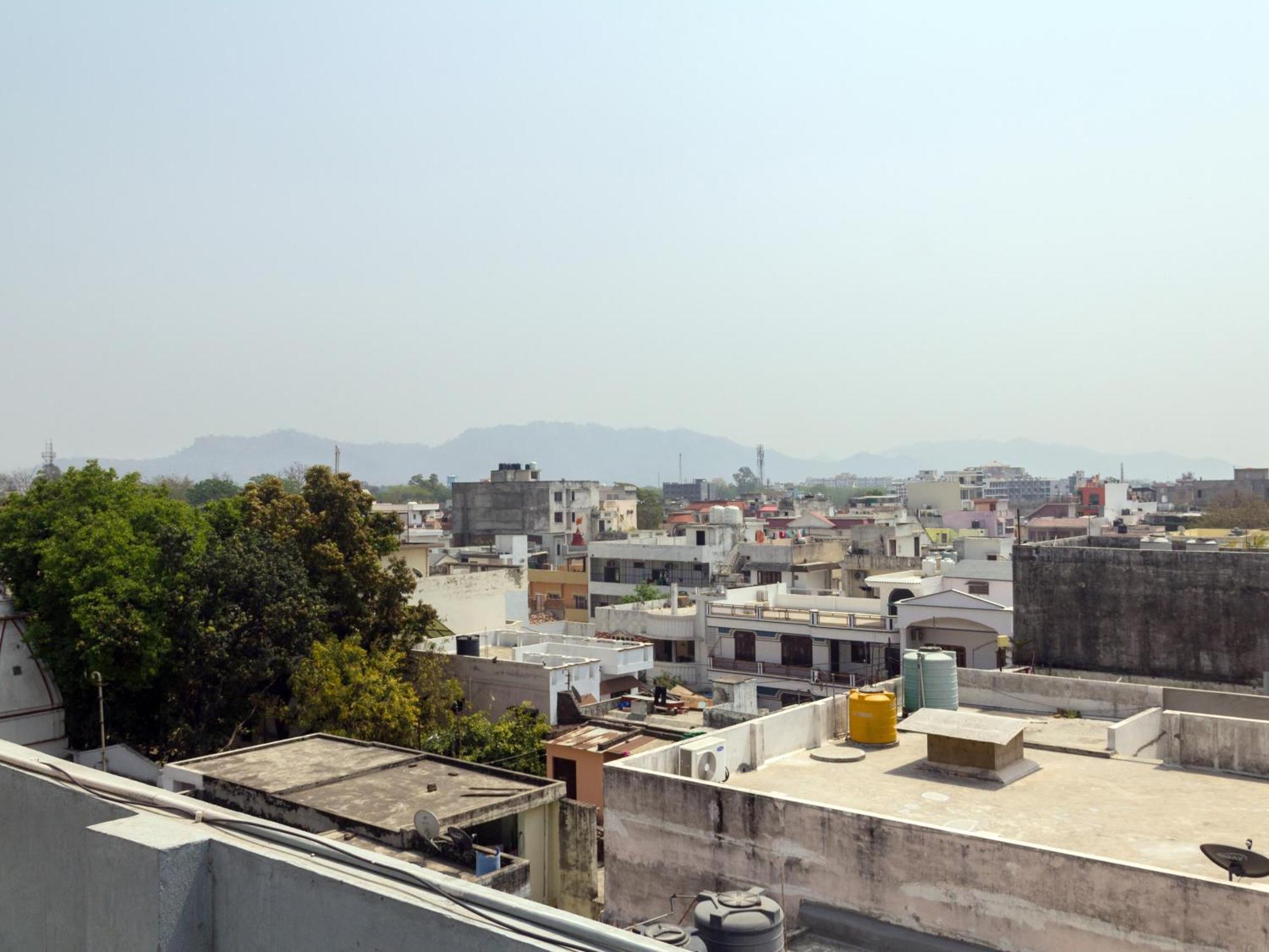 Collection O Hotel Divine Ganges Haridwar Bagian luar foto