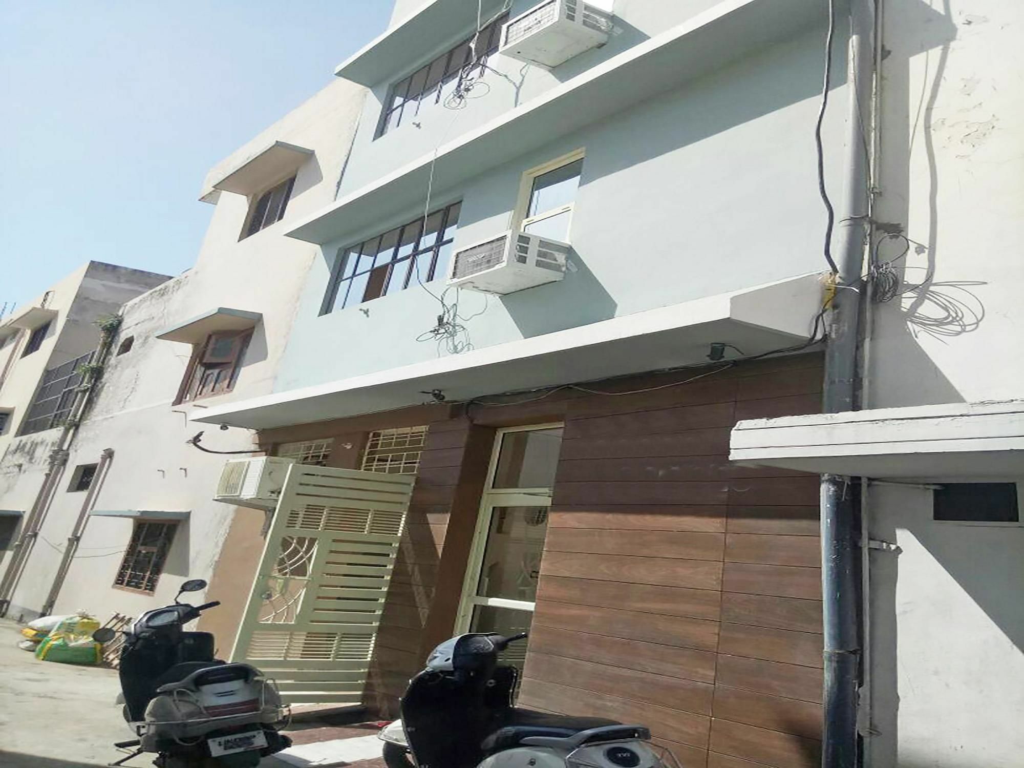 Collection O Hotel Divine Ganges Haridwar Bagian luar foto
